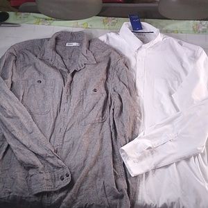 #535 Men's XL Button Down Shirts Gray and White